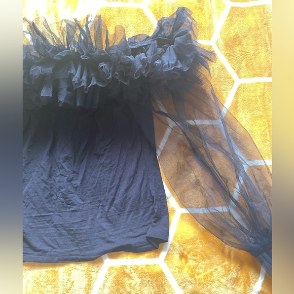 Mesh Sleeve Ruffle Top - Picture 3 of 3